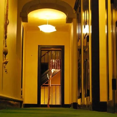 Almaa Hostel