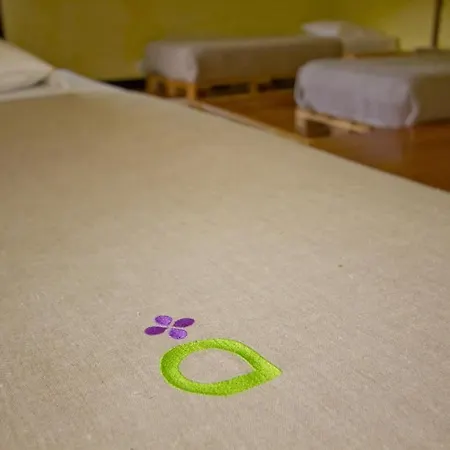 Almaa Hostel