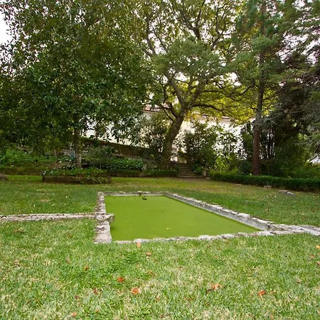 Almaa Hostel Sintra